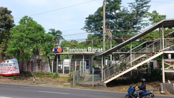 Rumah Dijual Dekat Stasiun Tanjung Barat