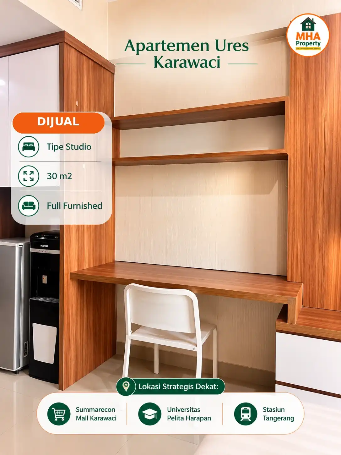 meja kerja dan rak dinding di unit jual apartemen U Residence golf view
