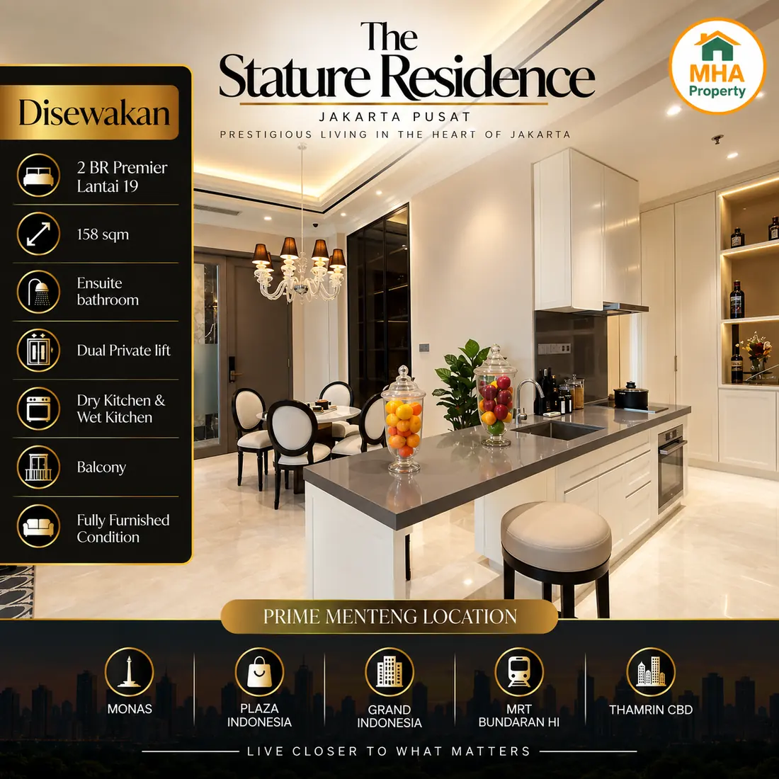 Dapur kering dengan island di unit 2 kamar The Stature Residence Menteng