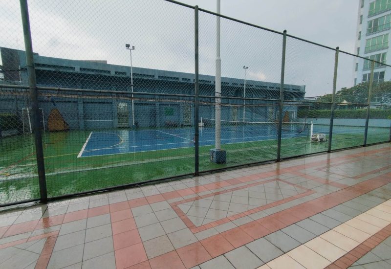 lapangan tenis di puri imperium kuningan jakarta selatan