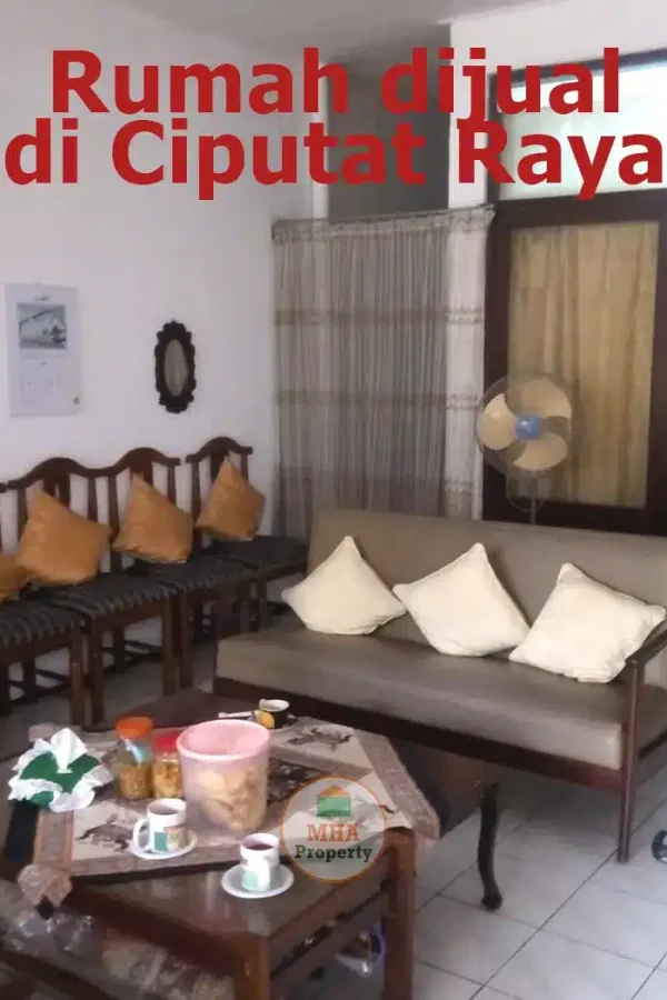 Interior ruang tamu rumah dijual di Jalan Ciputat Raya Pondok Pinang Jakarta Selatan